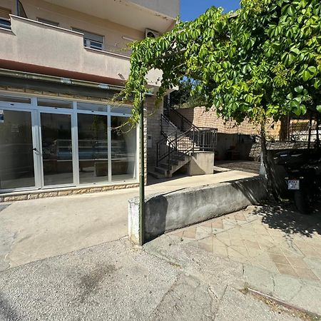 Attractive High Quality Friendly Apartment Split Eksteriør billede
